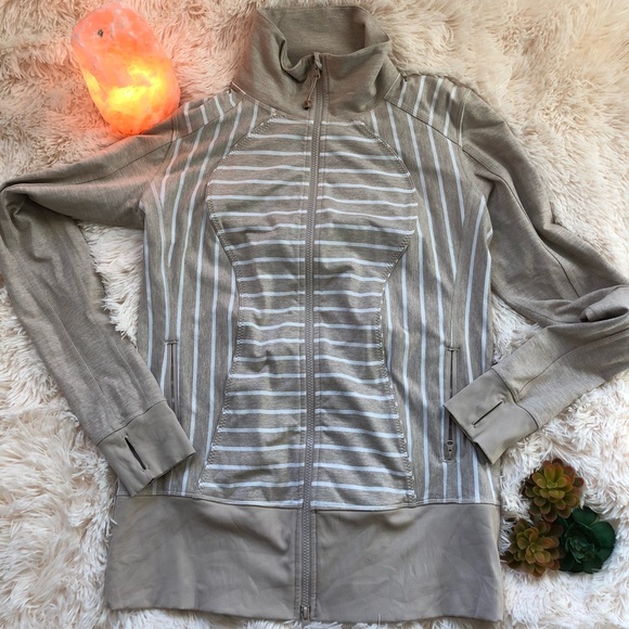 lululemon athletica Jackets & Blazers - Lululemon Jacket size 12